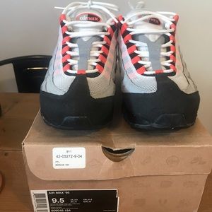 Nike Air Max 95 white/medium orange/grey size 9.5